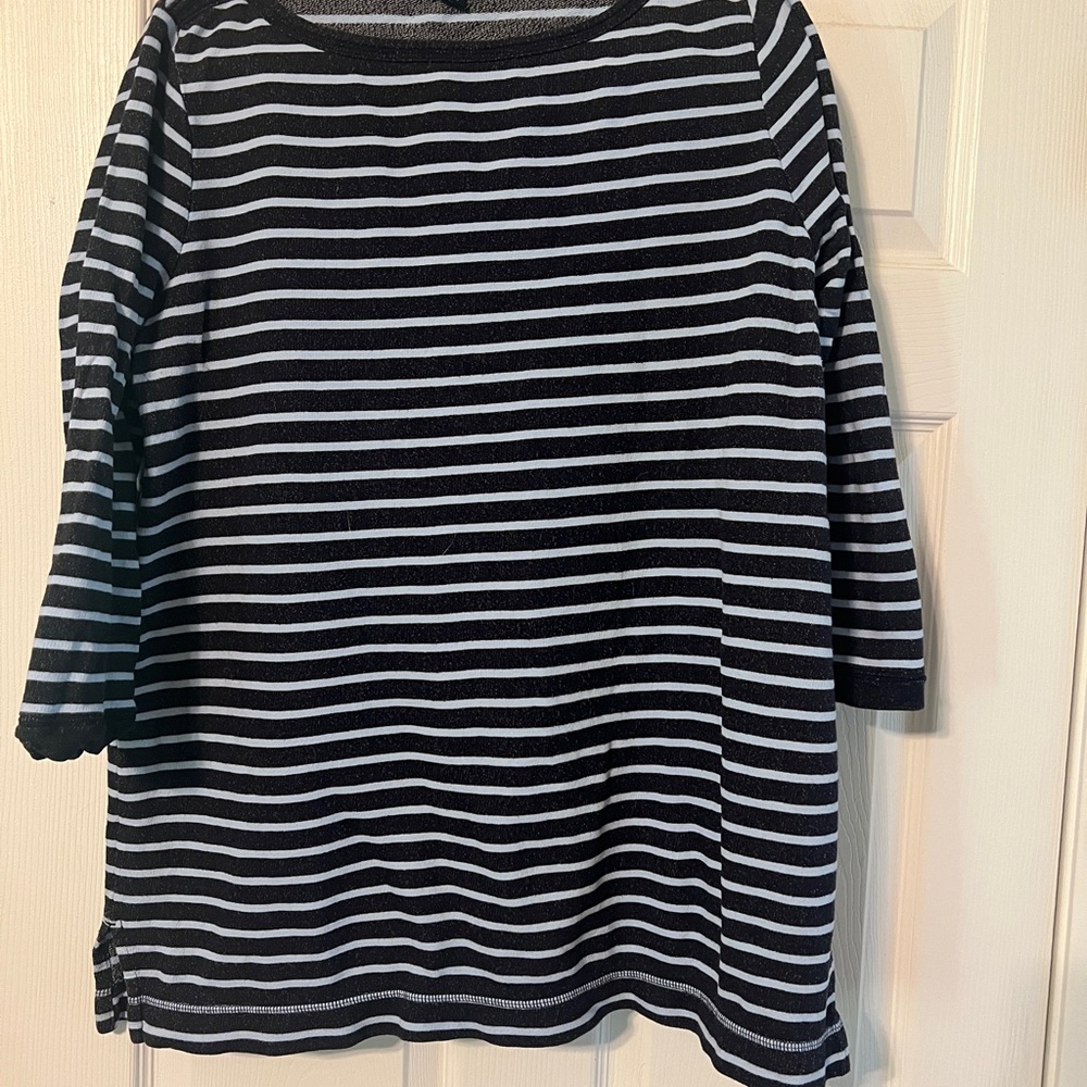 Land’s End Navy and Baby blue Striped Top. Tunic length, 3/4 sleeve.
